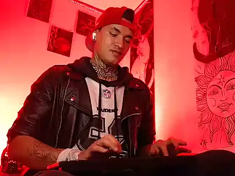 Chatroom XXX en direct de AlecBanne_