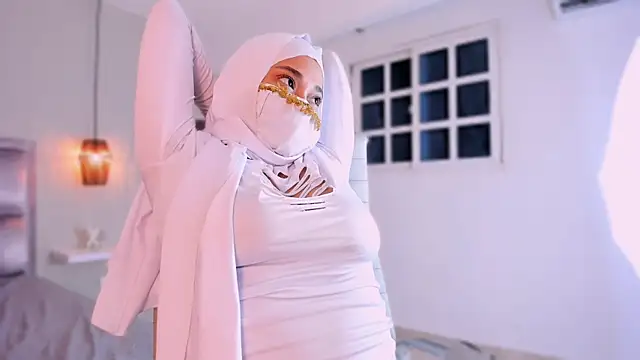 LittleNoorn Live XXX chat