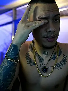 แชท XXX สดของ AlphaMasterXxx