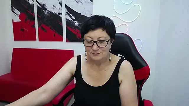 EmilyL0ve XXX чат на живо