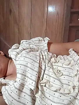 -Yeyi-: онлайн-секс-чат