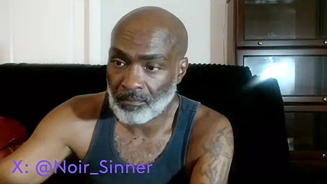 sinnernoir's Live XXX Chat