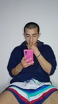Chatroom XXX en direct de Thick_Cock