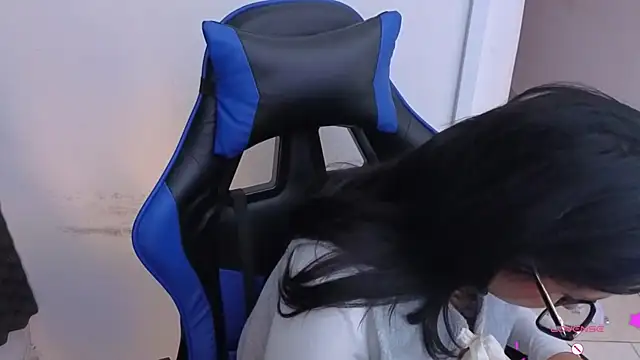 XXX chat uživo modela Cuteprincess21