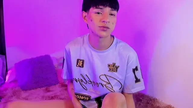 Chat +18 de Aleaurarashii ao vivo