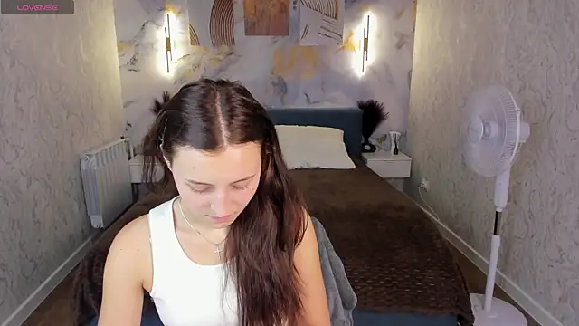 Tracey_Gill Chat XXX live