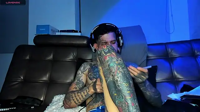 Chat XXX en directo de jhonny__ackerman