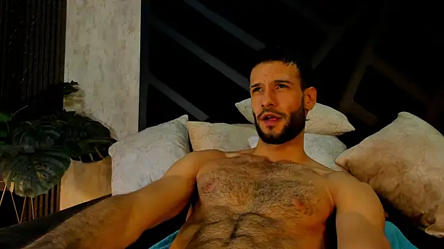 Jacob_Benelli Adlı Modelin Canlı XXX Sohbeti