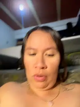 Chat +18 de Emiily_lee ao vivo