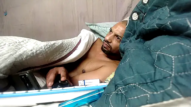 Camodickn Live XXX chat
