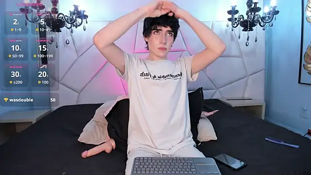 DemonFoxx Live XXX Chat