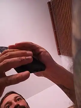XXX chat uživo modela Huwhegehe