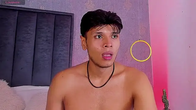 Alejandroo_Montenegro Live XXX-Chat
