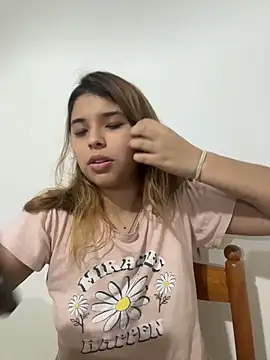 baddieasiantv's Live XXX Chat