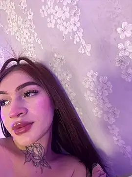 lizz_lunna Adlı Modelin Canlı XXX Sohbeti