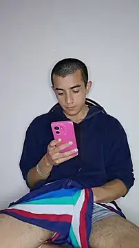 Thick_Cock 现场XXX聊天