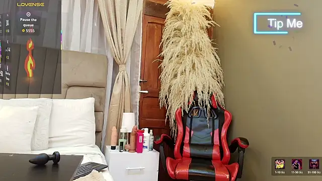 Angie_abby élő XXX-chatje