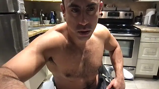 BigGuyMuscle's Live XXX Chat