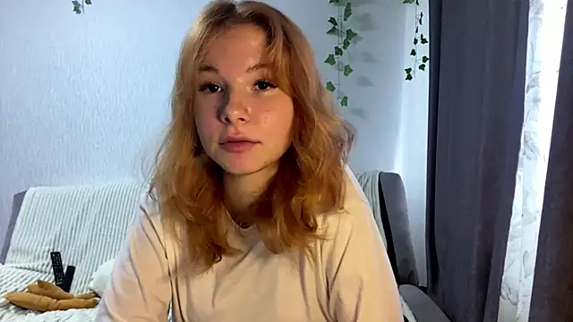 XXX chat uživo modela Ginger_Baby