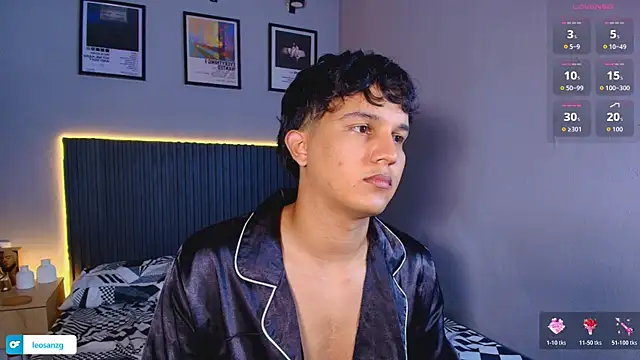 Leo_Savage_ 网络视讯表演