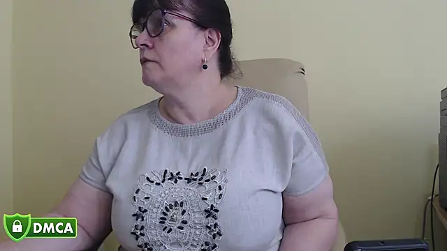 BrandiOhNight – Naživo XXX chat