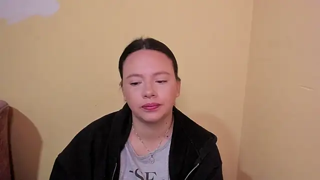 lauraguzman Chat XXX in diretta
