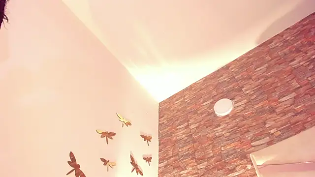 Živý XXX chat emaa_lambert