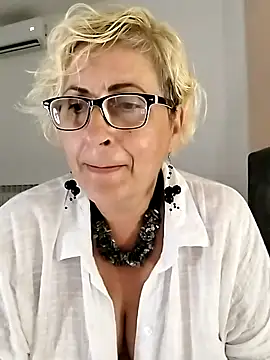 XXX chat uživo modela Pumabionda