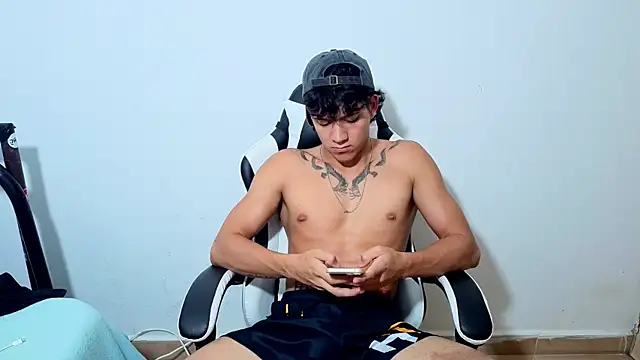 Noah__Dick 现场XXX聊天