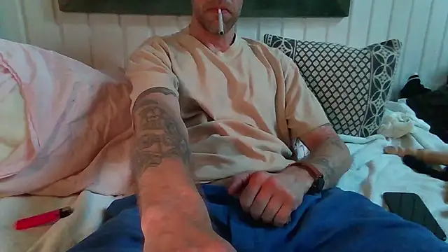 Stock-Holmes Live XXX-chat