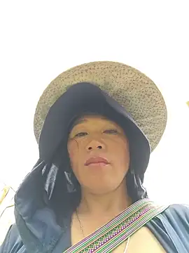Jooj- live XXX chat