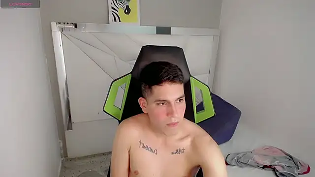 Chat XXX en directo de bby_cashh