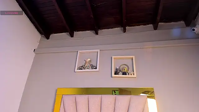 vahiolet_fuentes 现场XXX聊天