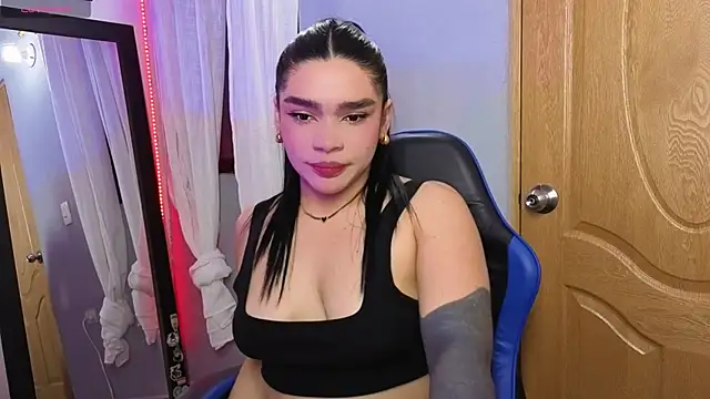 Veronica_111n Live XXX chat