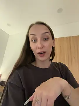 Chat XXX en directo de FlexibleDoll_