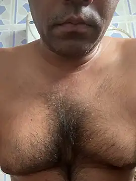 Rocky___01 Adlı Modelin Canlı XXX Sohbeti
