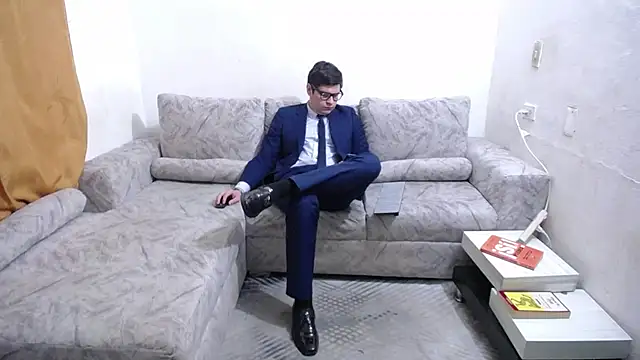 Chat +18 de Victor_Maitland ao vivo