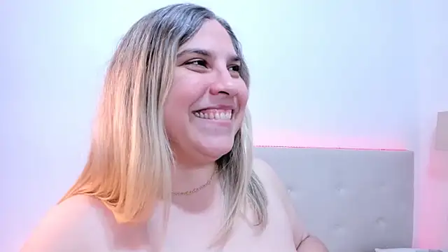 Chat +18 de MissMaria ao vivo