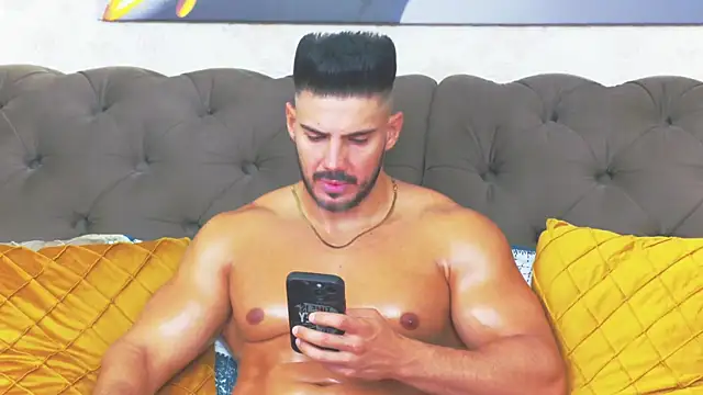 DustinKeent Adlı Modelin Canlı XXX Sohbeti