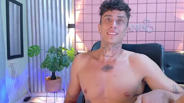 ostbot_ Chat XXX live