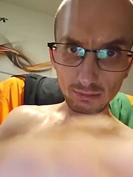 UpbeatXiphias webcam show