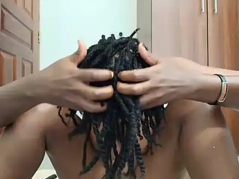 afro_pop's Live XXX Chat