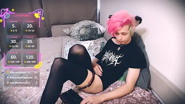 Littlepinkcat 现场XXX聊天