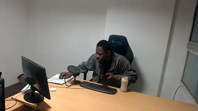 Mastertopdome's Live XXX Chat