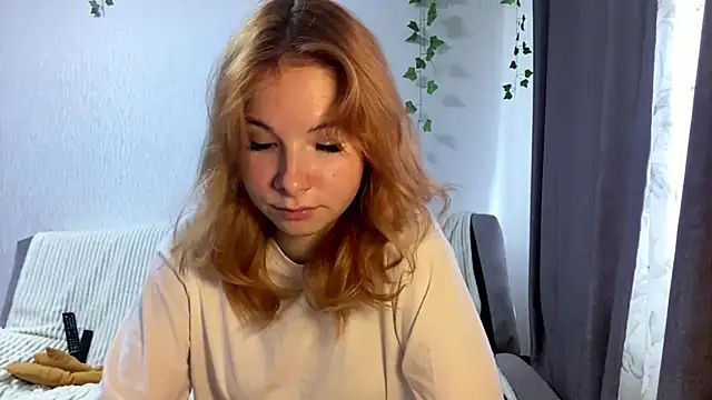 Chat +18 de Ginger_Baby ao vivo