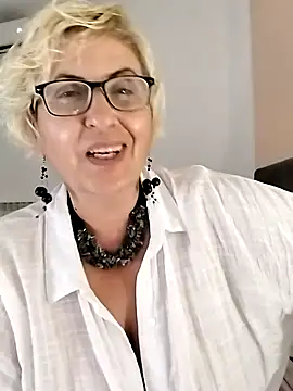 Pumabionda's Live XXX Chat