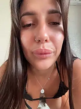 AleksandraRich Chat XXX in diretta