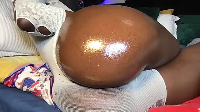 Czat XXX na żywo – choco_petite