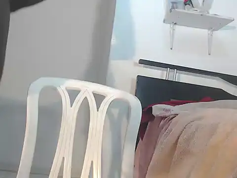 Chatroom XXX en direct de taylor_hot98