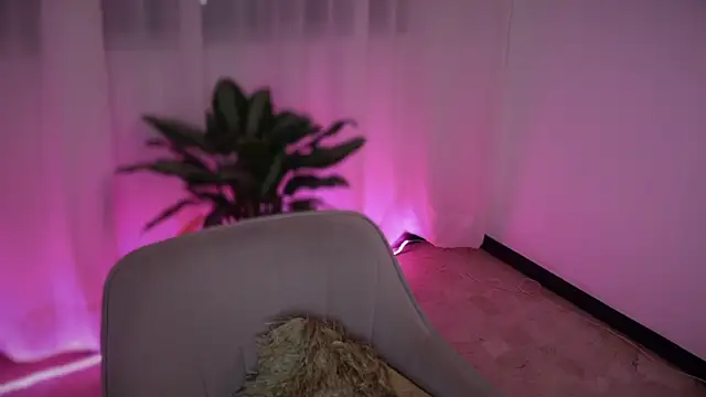 sweettaaron01 live XXX chat